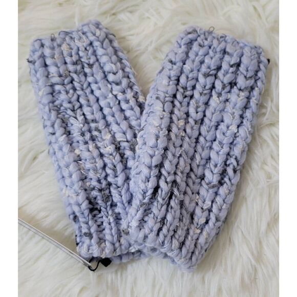 CIRCUS BY SAM EDELMAN Blue Multi Multi Color Knit Handwarmers New - Picture 3 of 4